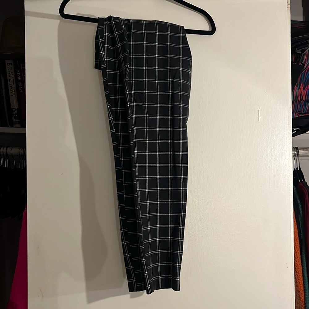 Dress pants patterned